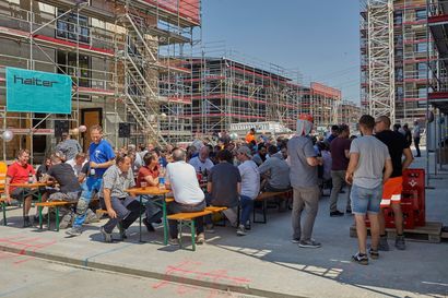 Richtfest vom 1. Juni 2023 (Bildnachweis: Halter Gesamtleistungen AG)