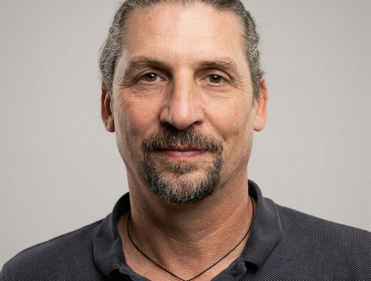 Portraitfoto von Benjamin Jenzer